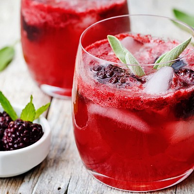 REFRESHING MOCKTAILS