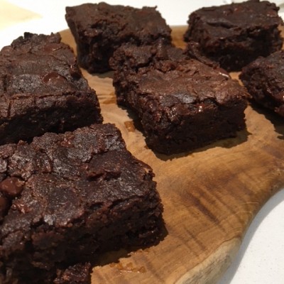 FLOURLESS BROWNIES